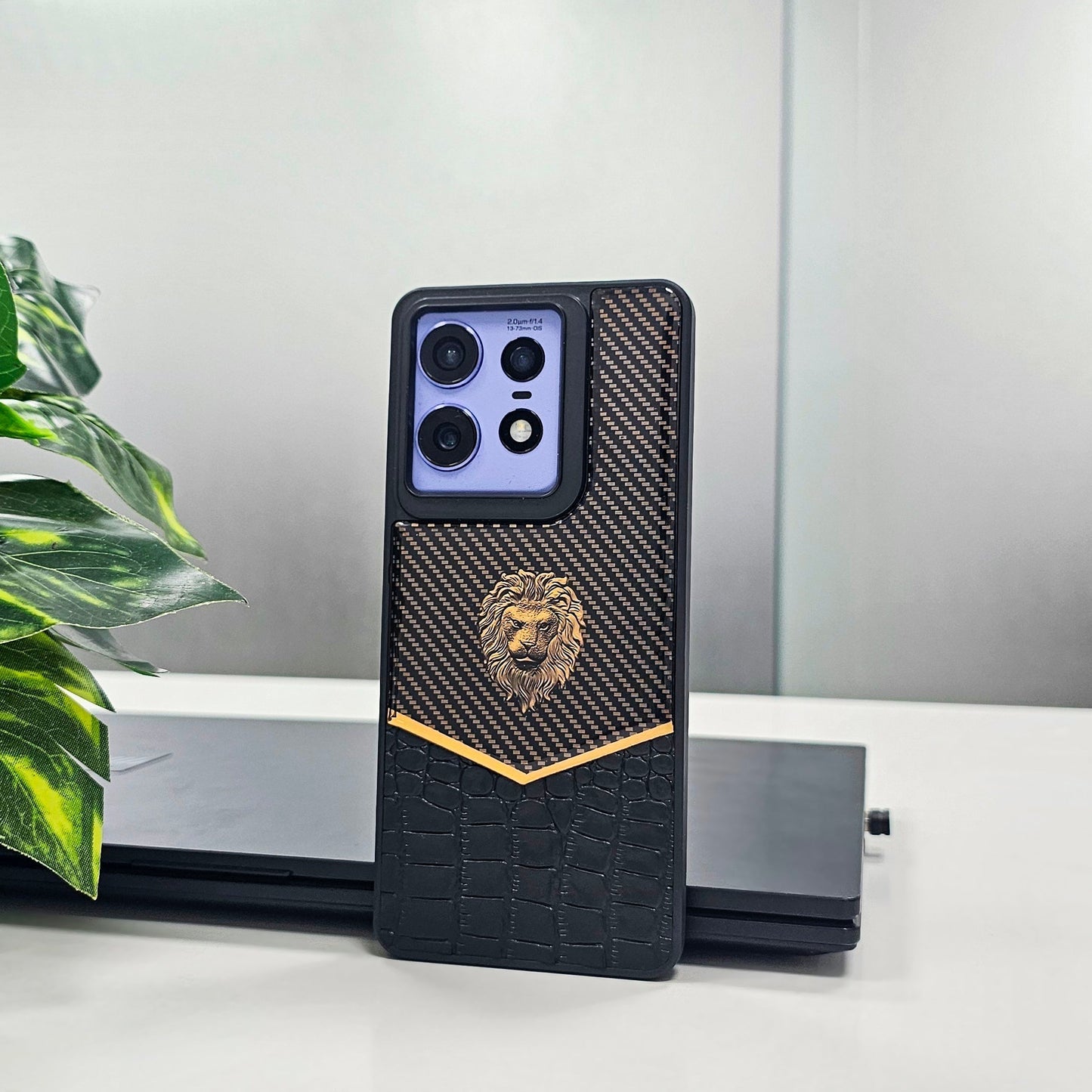 Motorola Edge 50 Pro 5G Luxury Lion Pattern Leather And Liquid Silicone Case