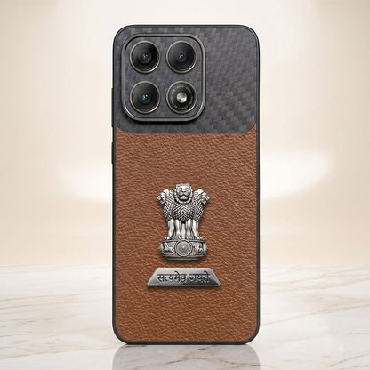 Motorola Edge 70 Pro 5G Satyamev Jayate 2-in-1 Emblem Carbon Fiber Leather Phone Case